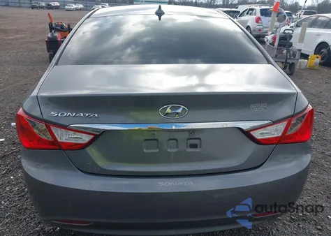 2013 Hyundai Sonata Gls z USA, uszkodzony, nr VIN 5NPEB4AC4DH515382